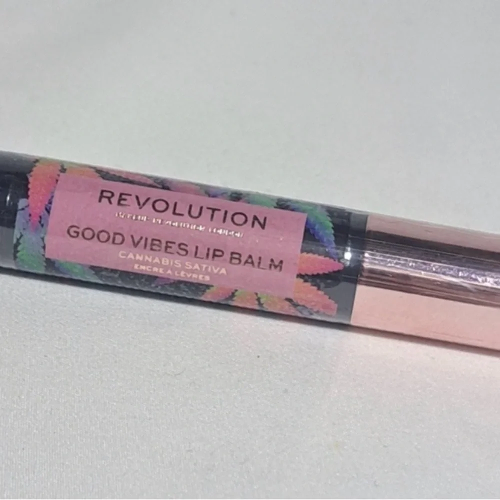 NIP Revolution Good Vibes Lip Balm in Euphoria
